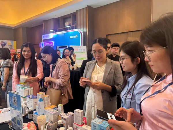 Dấu ấn Trí Khang Pharma tại Hội nghị Nhi khoa Đồng bằng Sông Hồng 2025